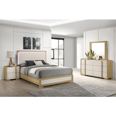 Hyland 4-piece Eastern King Bedroom Set Natural