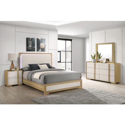 Hyland 4-piece Eastern King Bedroom Set Natural
