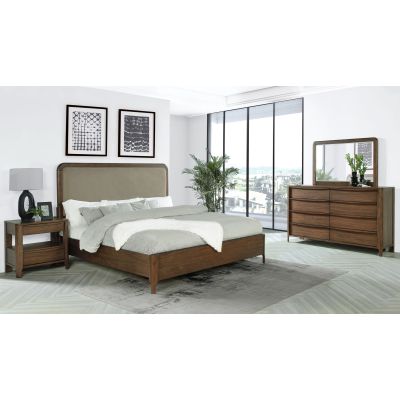 Maderia 4-piece Eastern King Bedroom Set Walnut