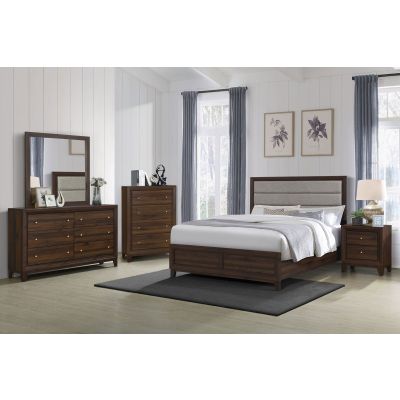 Welsley 5-piece Eastern King Bedroom Set Walnut
